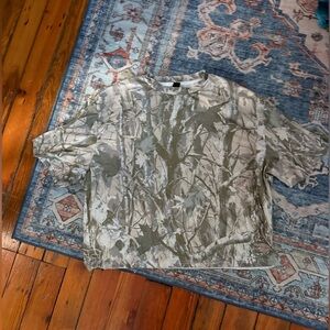 3/$25 🌿 Manfinity Camo Graphic Tee Size L Soft